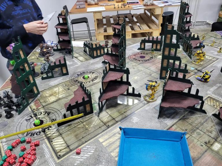 Jornada de Cruzada 40K en Pucela Wargames, tu club de juegos de miniaturas en Valladolid